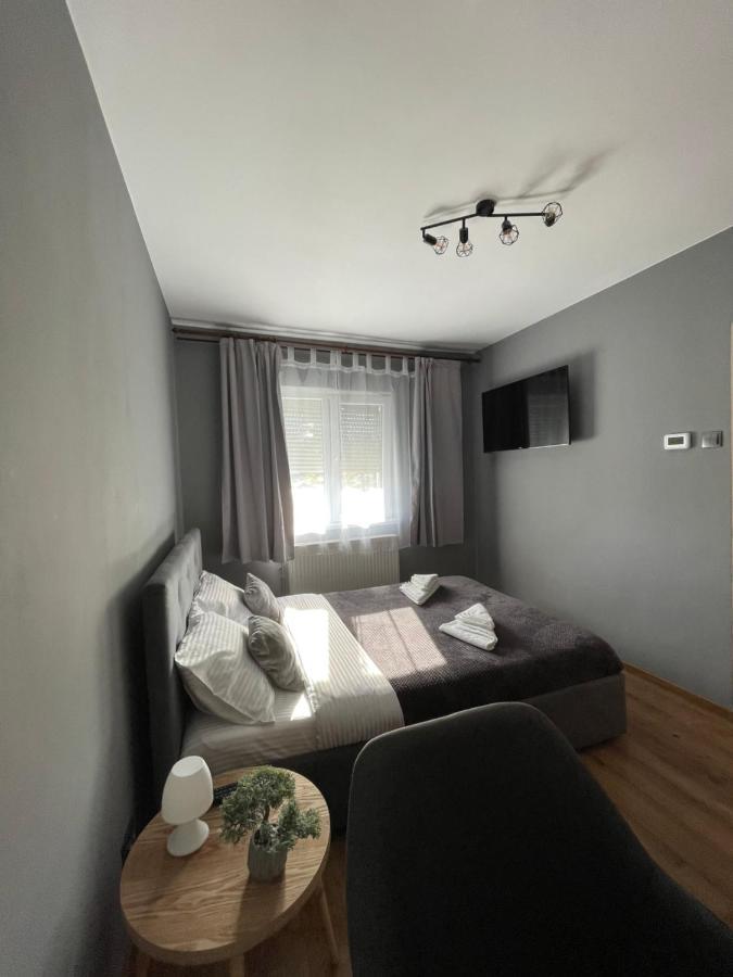 Cozy Studio 1 Bedroom Nearby Value Center Mall Zalău Exteriör bild